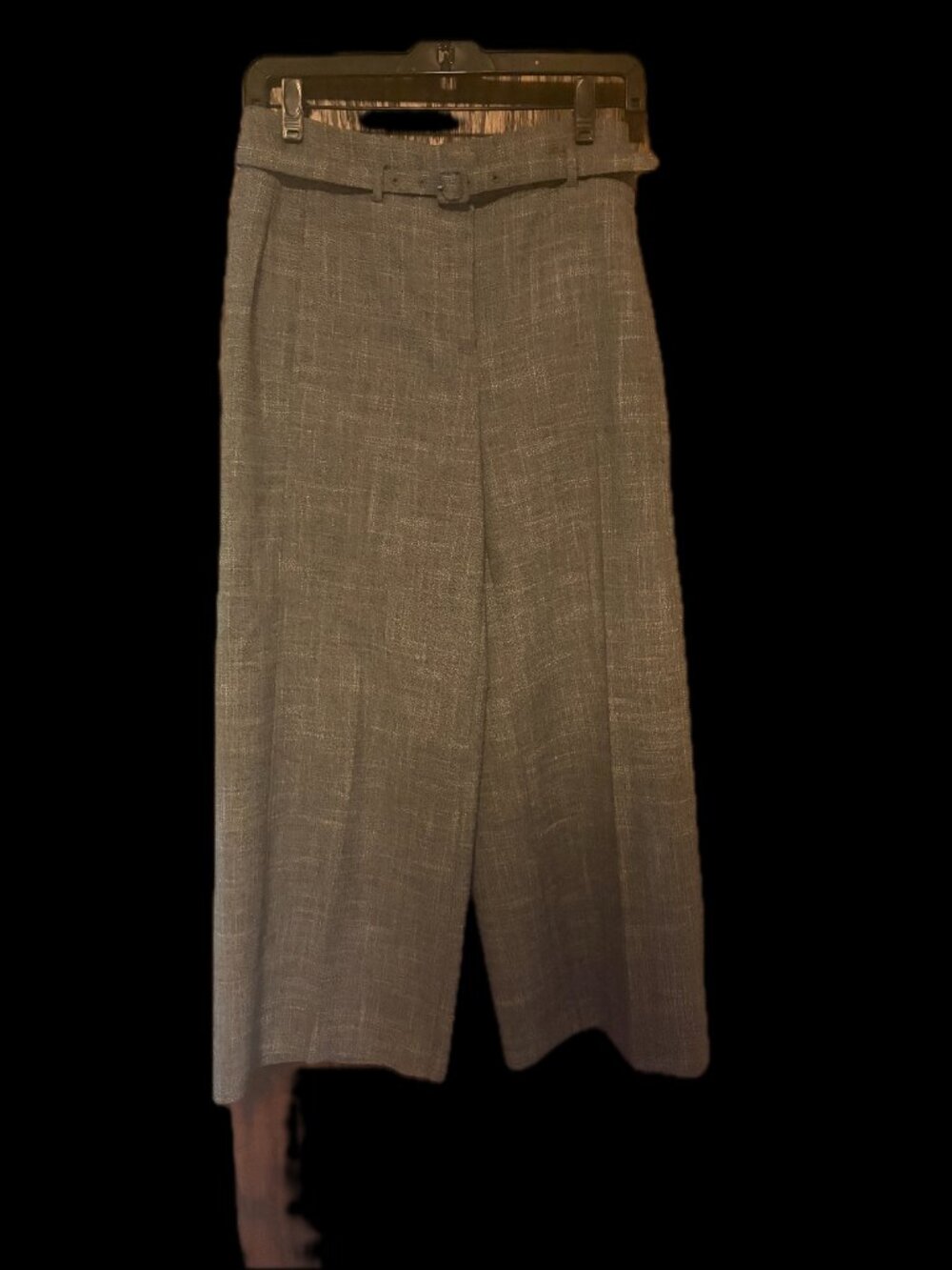 Ann Taylor Women's Gray Belted, Marina high rise , wide leg; ankle pant; size 0